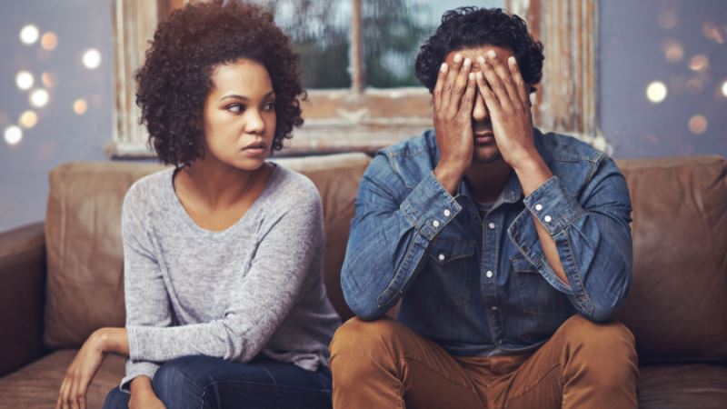 15 Ways The Super Bowl Can Ruin Your Relationship